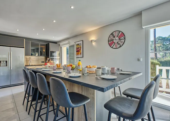 Atlantic By Interhome * Лакано